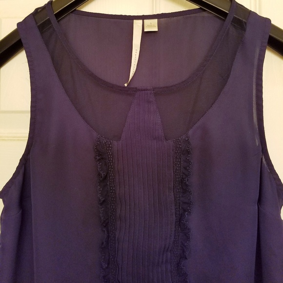 LC Lauren Conrad Navy Blue Sleeveless Blouse - Picture 2 of 5